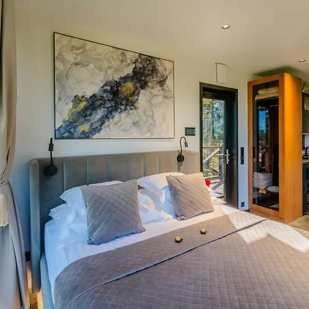 Luxury Villa Kabuna